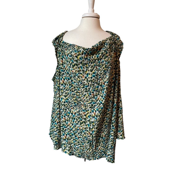 NWOT Artsy Colorful Peacock Cold shoulder Bell 3/4 Sleeve Asymmetrical Blouse 3X - Picture 1 of 11